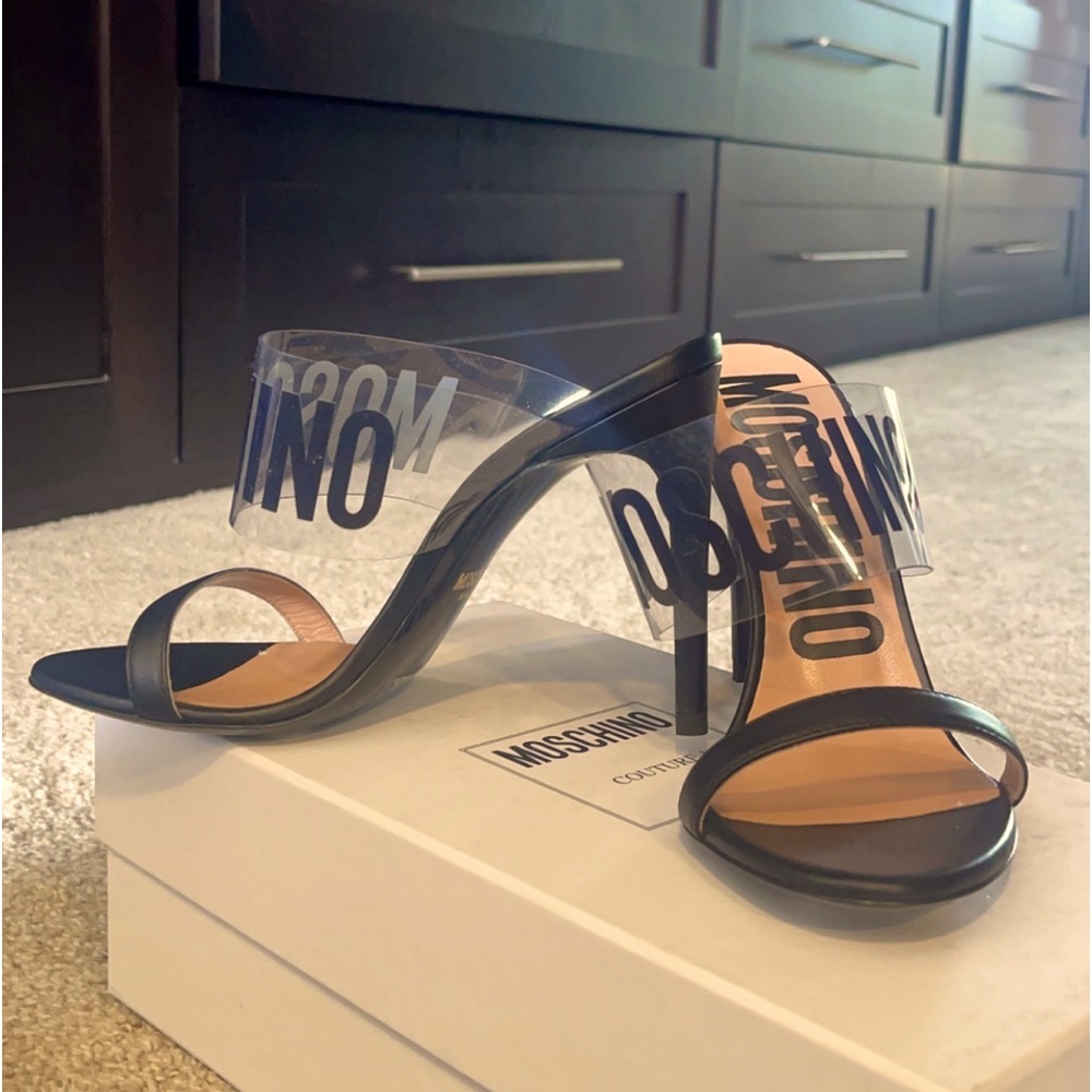 MOSCHINO MILANO heels size 37 NEW